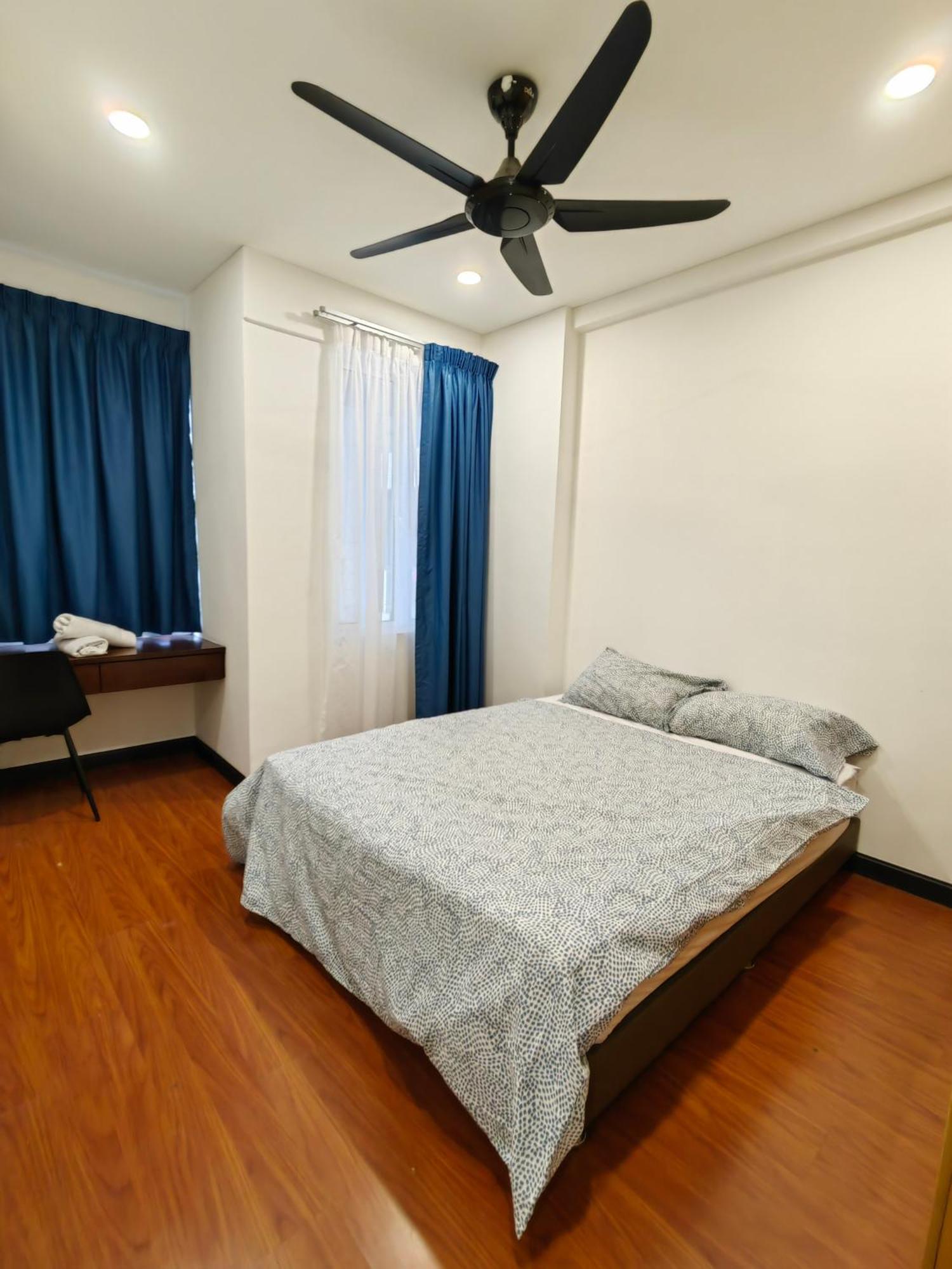 500mbps Internet Executive 3-bedroom Next To Trx Tower *