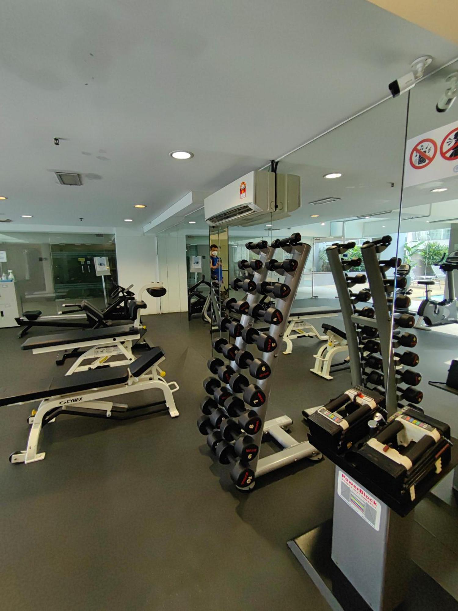 500mbps Internet Executive 3-bedroom Next To Trx Tower *