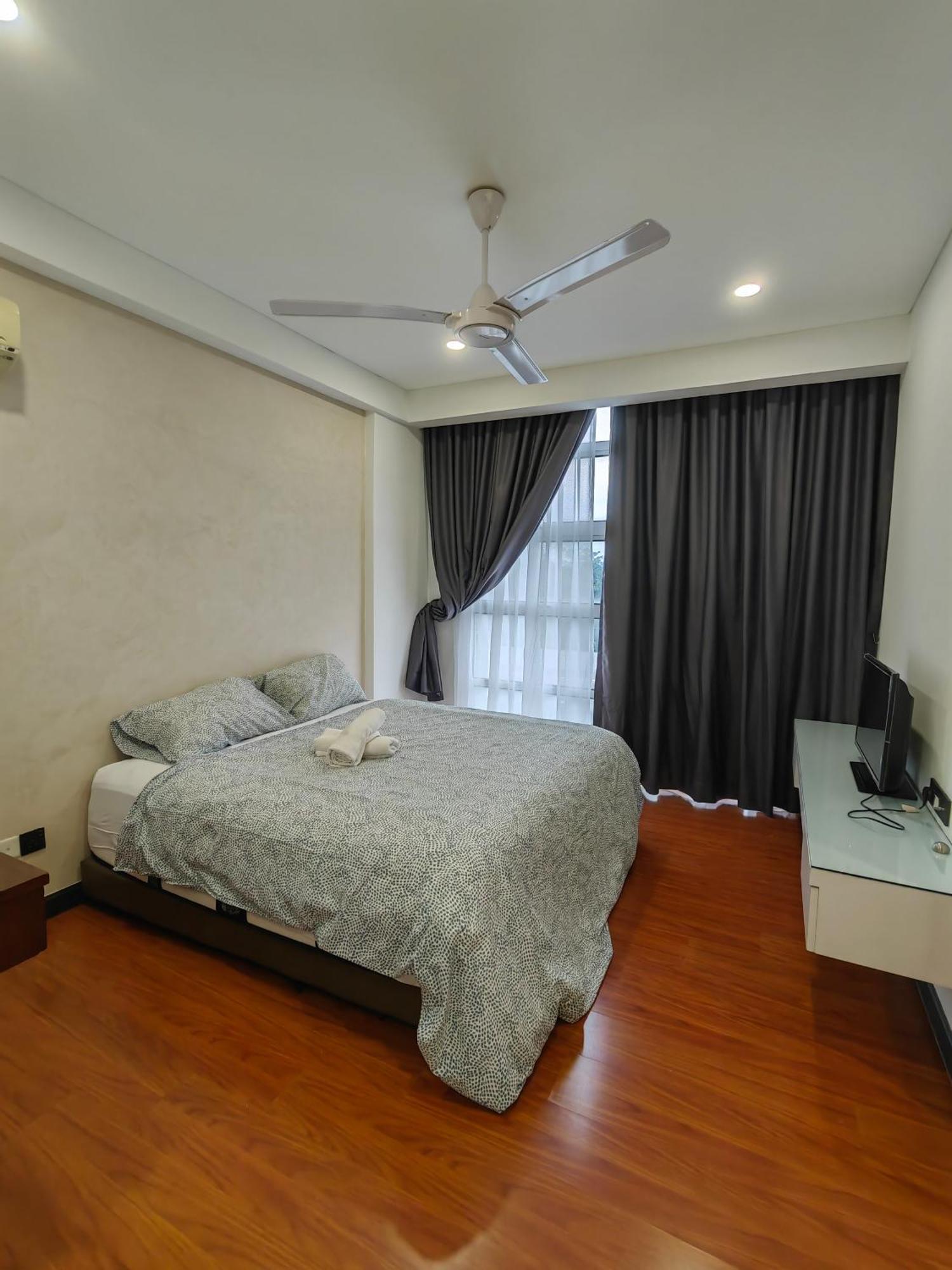 500mbps Internet Executive 3-bedroom Next To Trx Tower